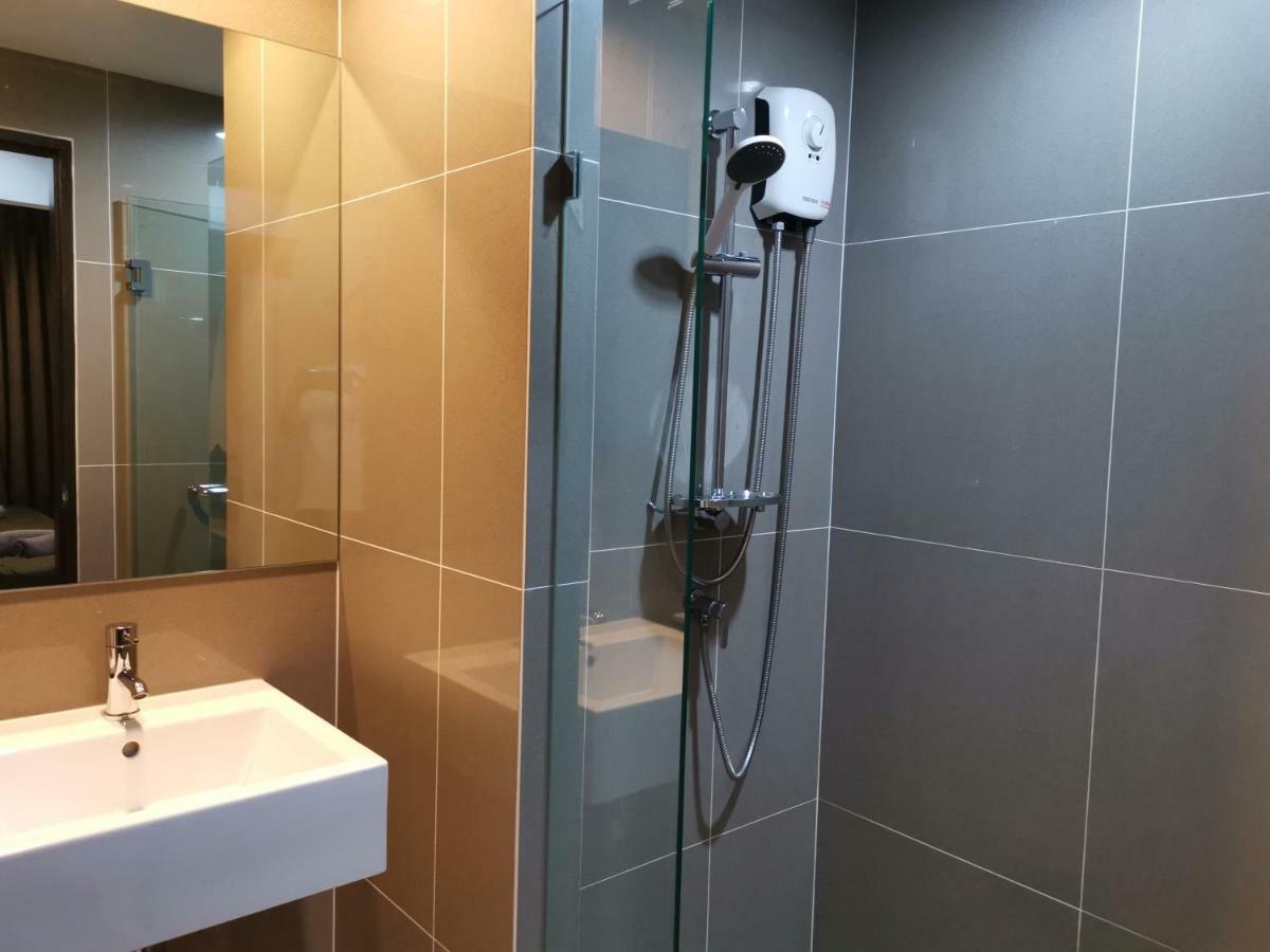 5 Floor - Centrio Condominium In Phuket Town - 30 Mins To Beaches Extérieur photo